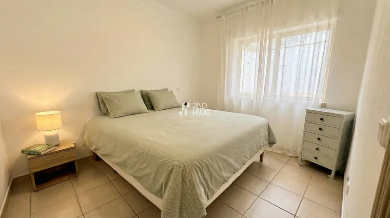 Ground-Floor 2-Bedroom Apartment with Private Terrace and Independent Entrance in Lagoa — 10