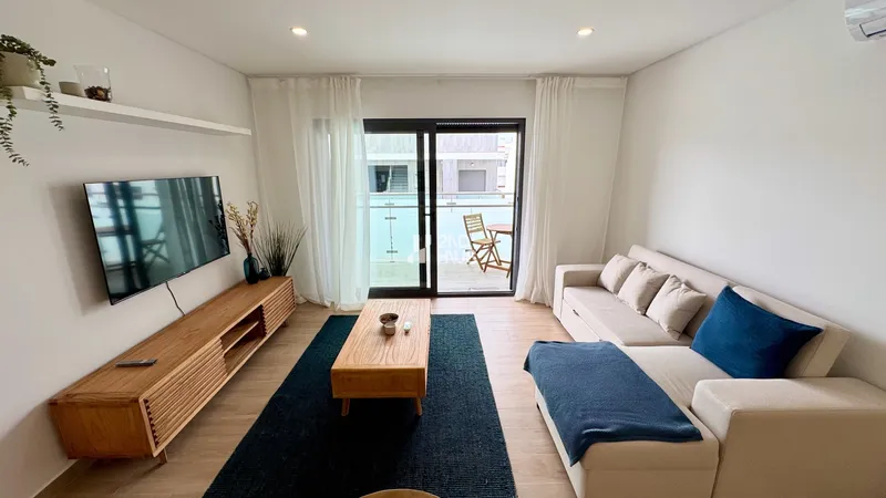 Moderne 2-Zimmer-Wohnung zur Ganzjahresmiete in Quarteira