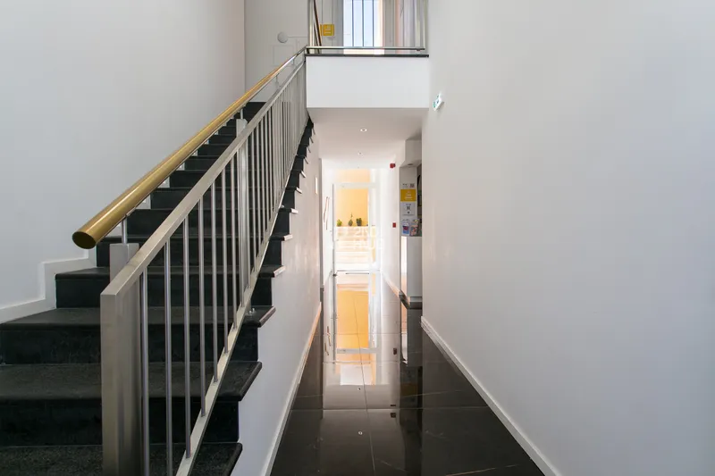 Casa Amarela Guest House — 12-Zimmer-Stadthaus und Boutique-Betrieb im Herzen von Albufeira — 6