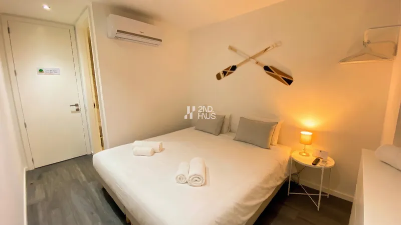 Casa Amarela Guest House — 12-Zimmer-Stadthaus und Boutique-Betrieb im Herzen von Albufeira — 17