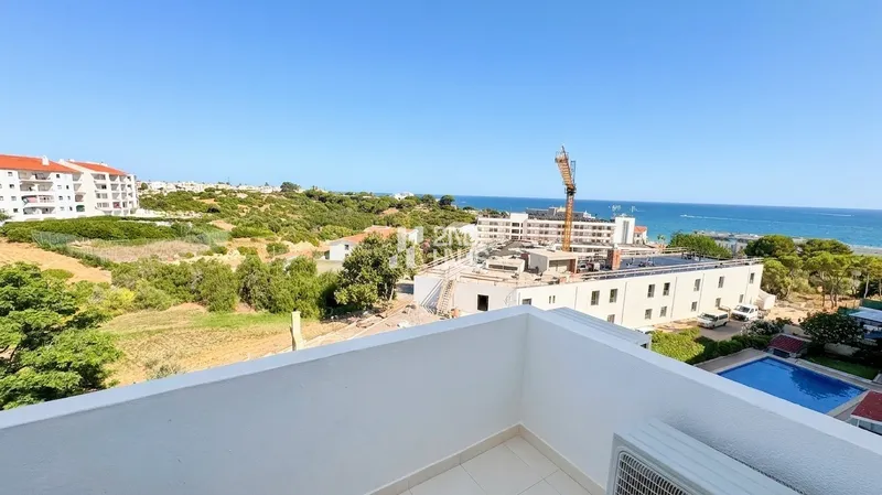 Renovierte Möblierte T2-Wohnung in Albufeira